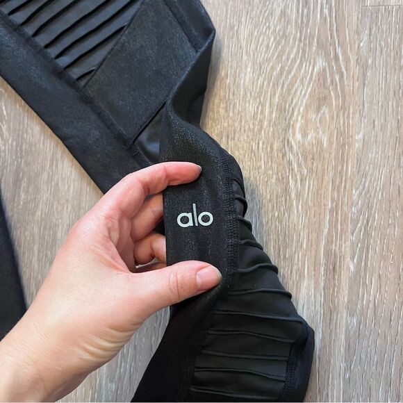 Alo Yoga Moto black high Rise‎ leggings Women’s Size S - Picture 3 of 5